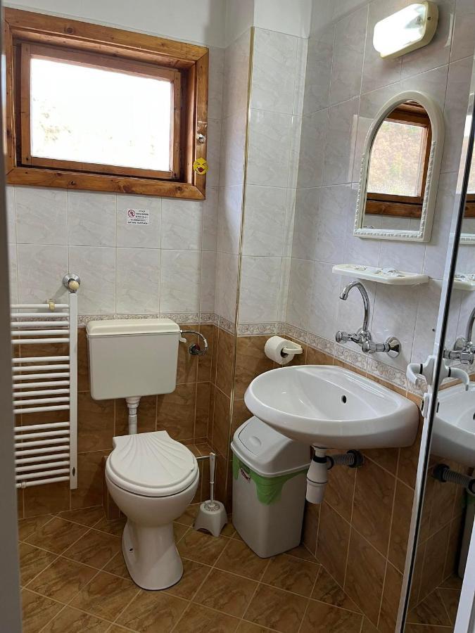 Kovacha Guest House Радуил Екстериор снимка