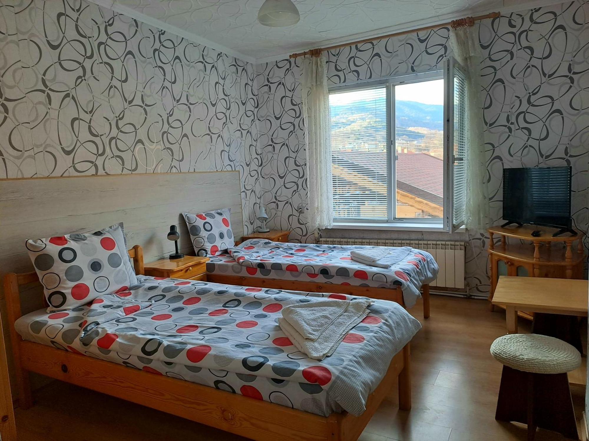 Kovacha Guest House Радуил Екстериор снимка